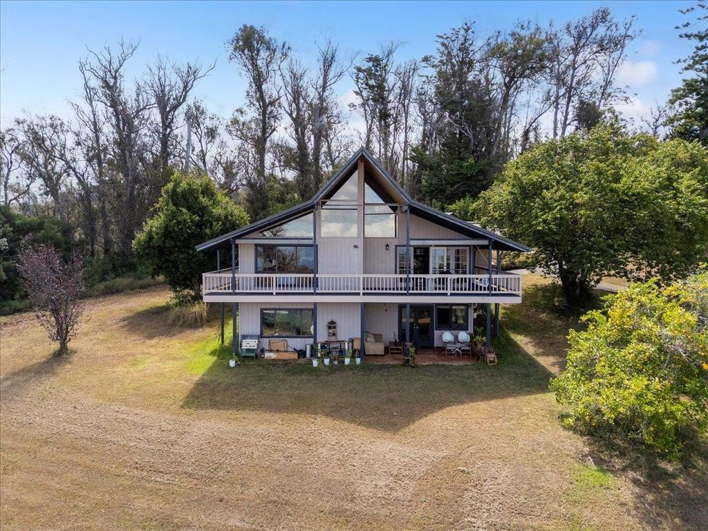 Photo of 1365 Piiholo Rd, Makawao, HI 96768 (MLS # 406954)
