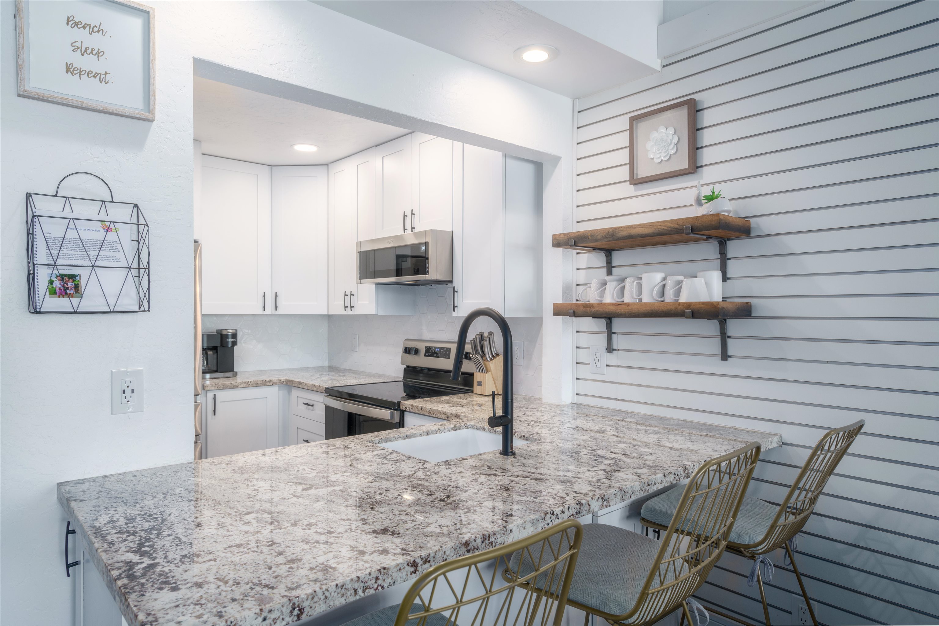 3741 Lower Honoapiilani Rd 302