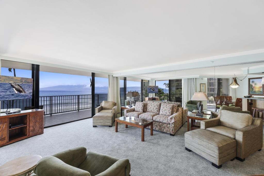 3445 Lower Honoapiilani Rd 201