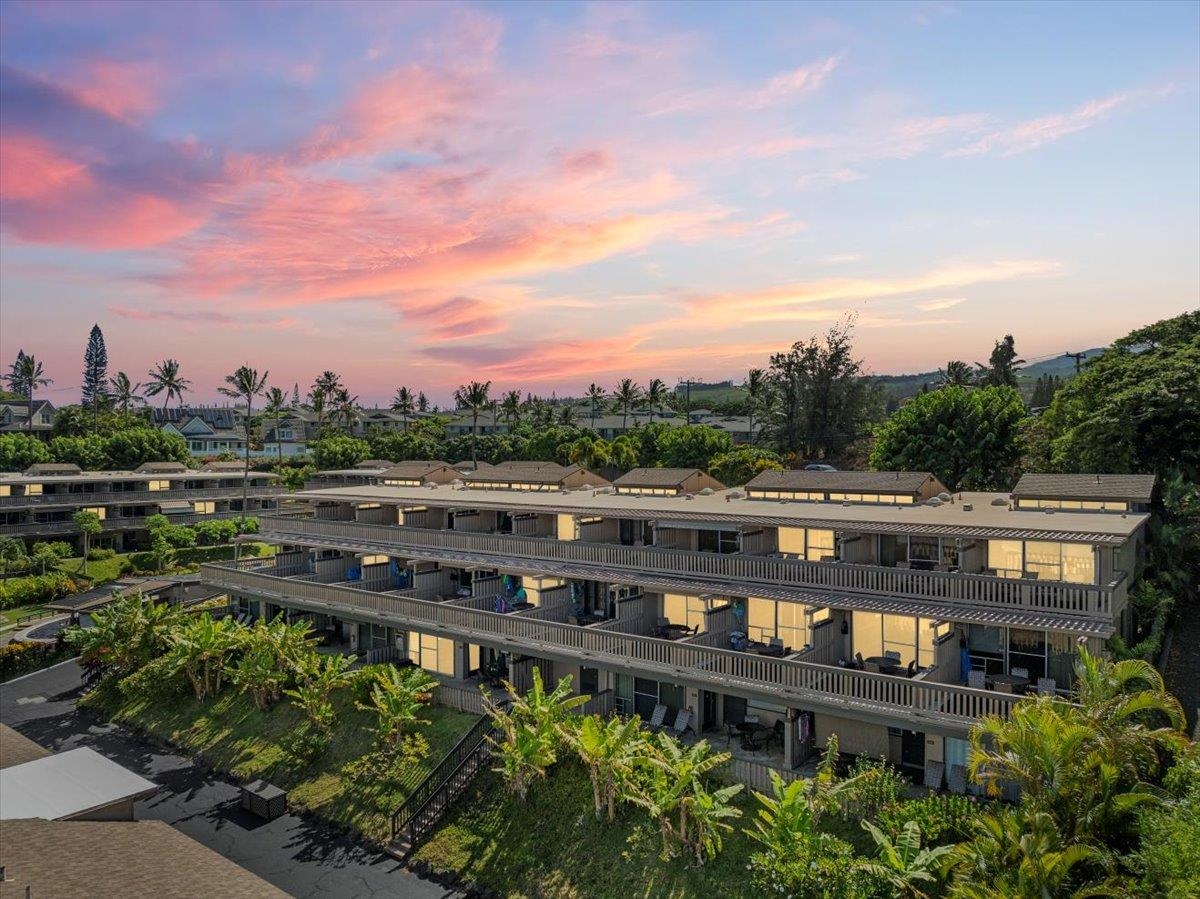4909 Lower Honoapiilani Rd E2E