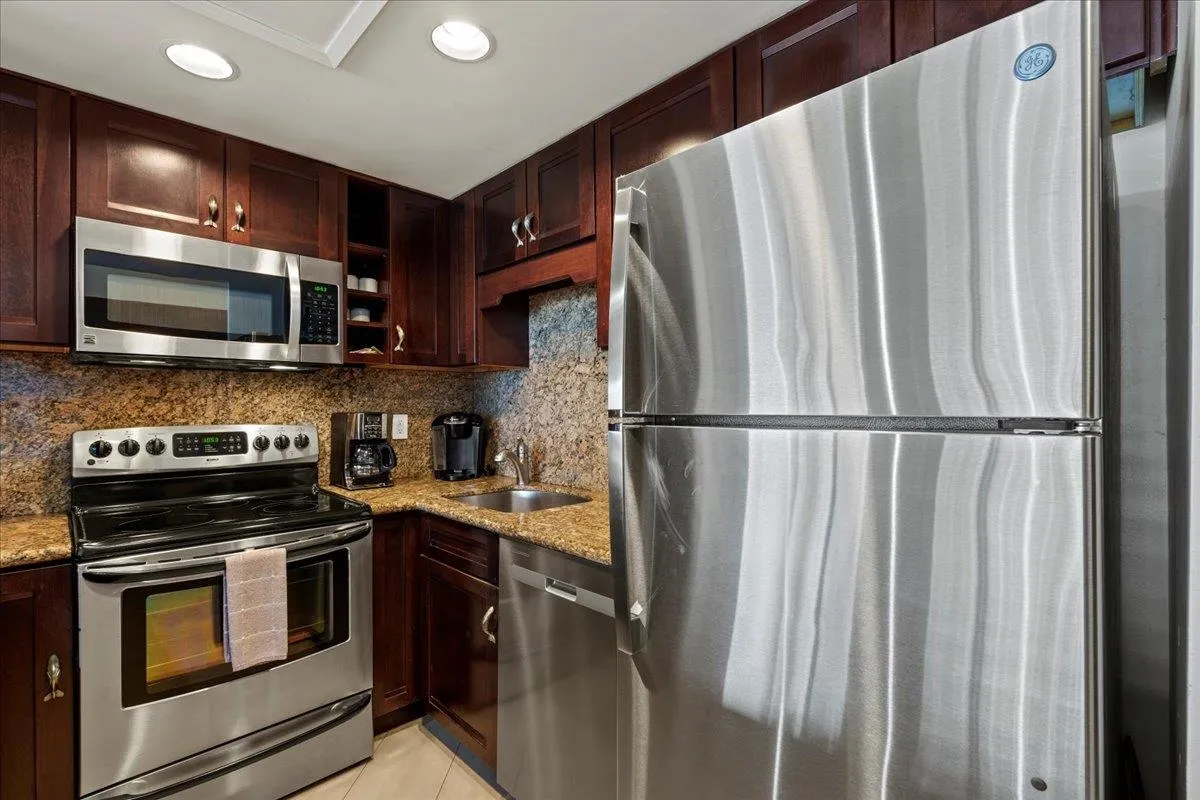 Lahaina, Hawaii 96761, United States, 1 Bedroom Bedrooms, ,1 BathroomBathrooms,Residential,Active,248638