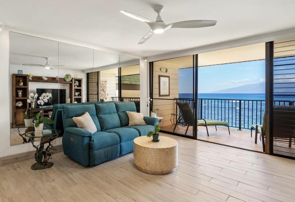 4471 Lower Honoapiilani Rd 407