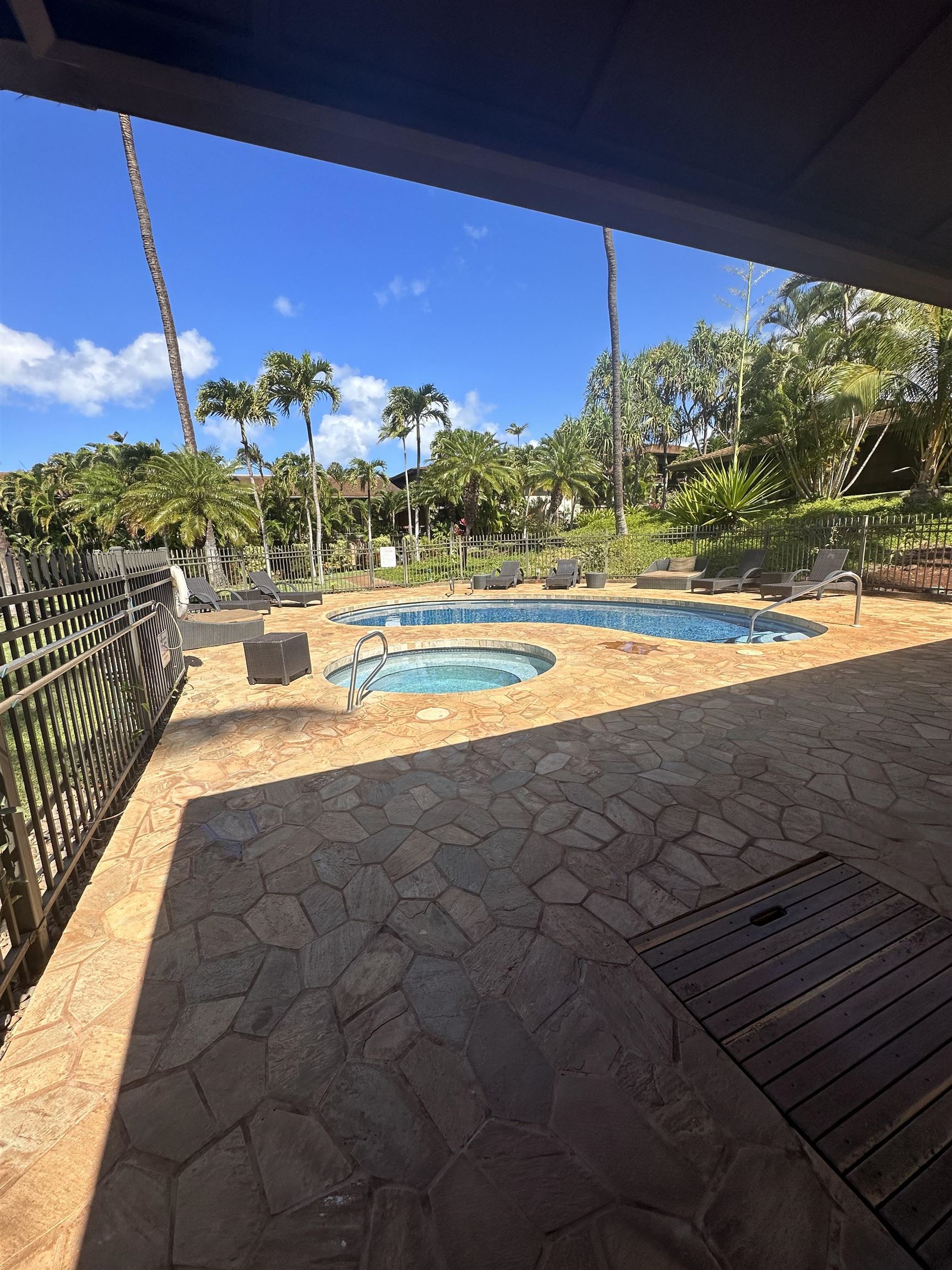 3788 Lower Honoapiilani Rd E207