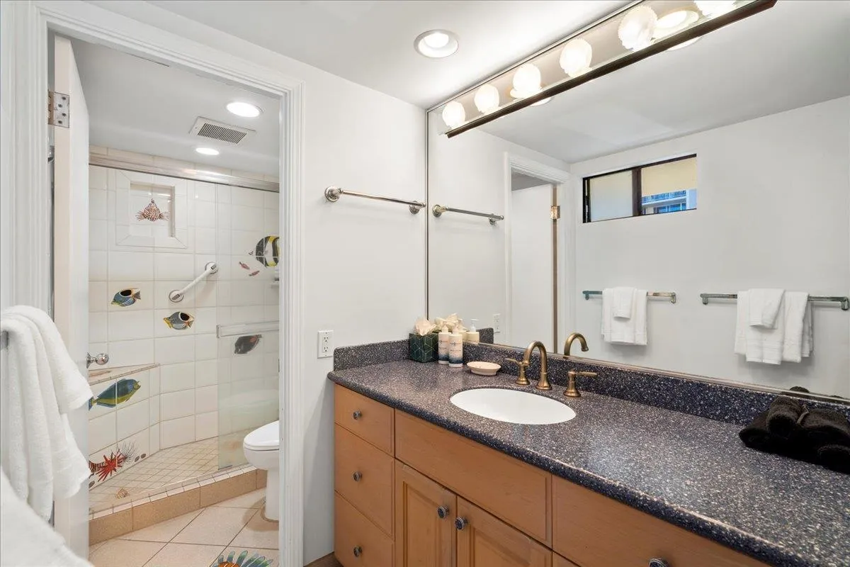 Lahaina, Hawaii 96761, United States, 2 Bedrooms Bedrooms, ,2 BathroomsBathrooms,Residential,Active,253813