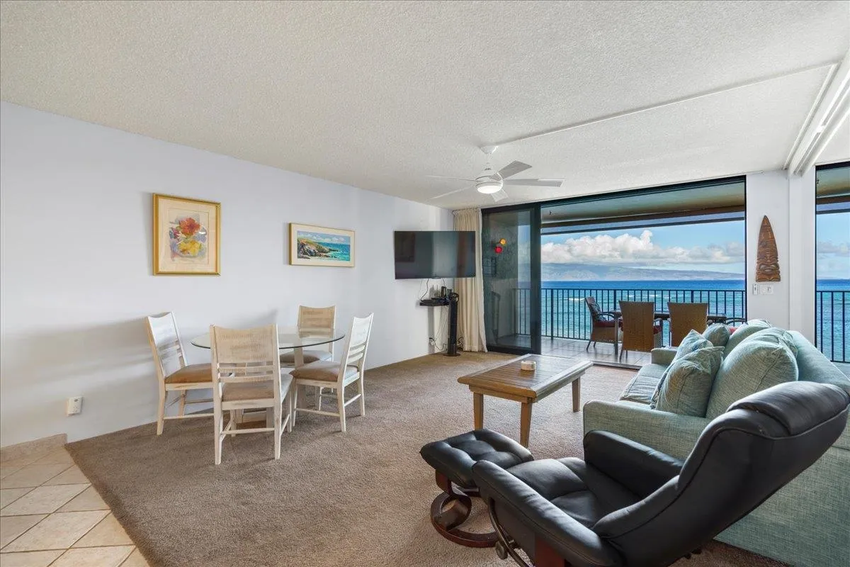 Lahaina, Hawaii 96761, United States, 2 Bedrooms Bedrooms, ,2 BathroomsBathrooms,Residential,Active,253813