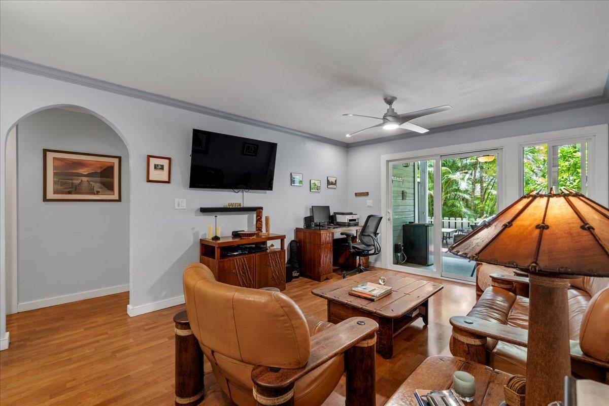 160 Keonekai Rd 27-103