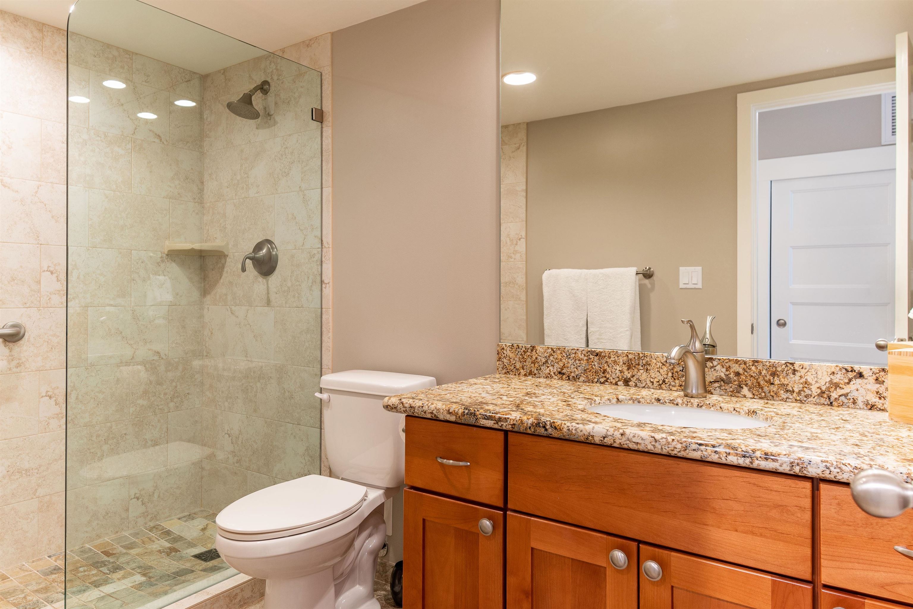 475 Front St 332