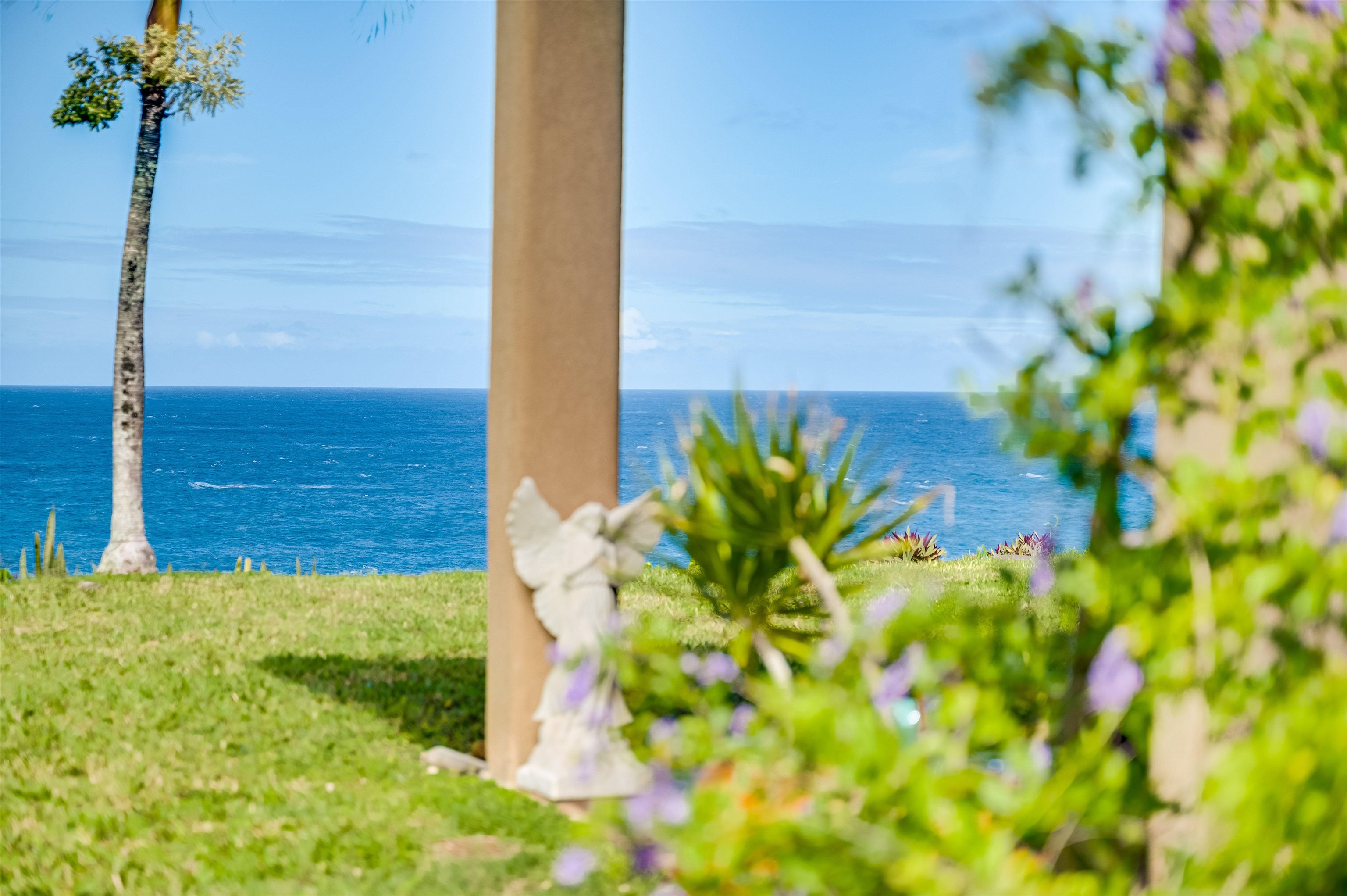 1004 N Honokala Rd B