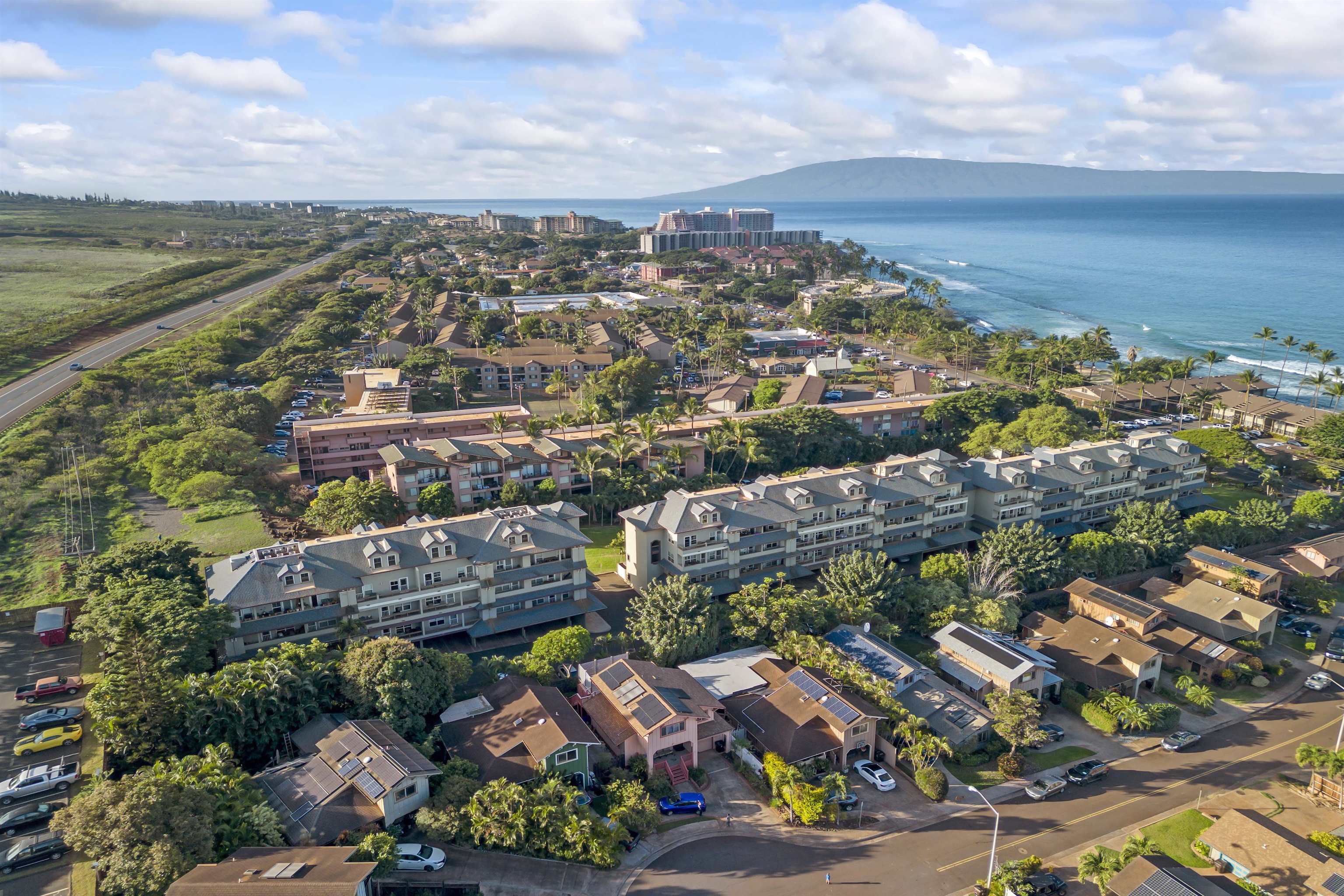 3708 Lower Honoapiilani Rd E20