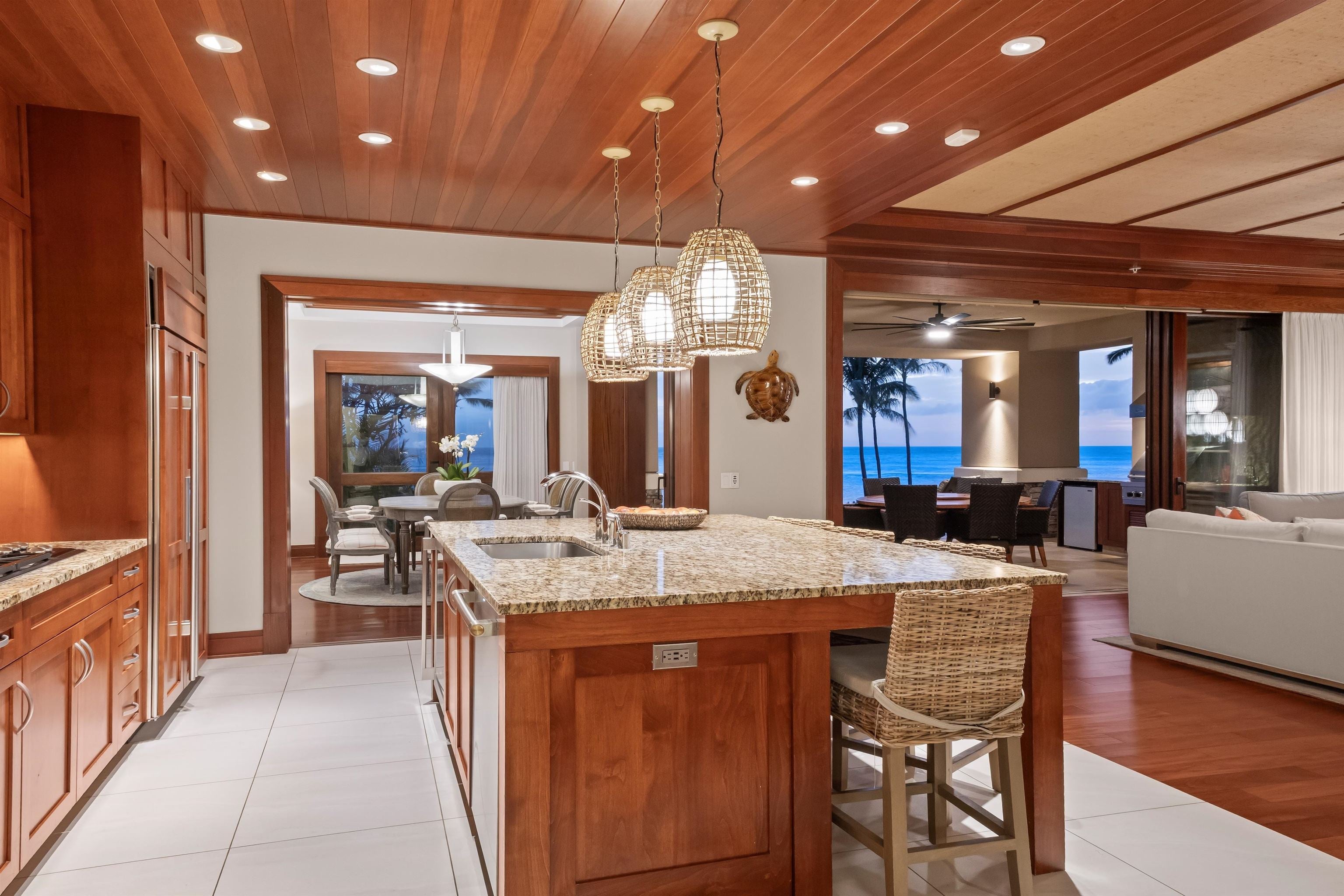 1 Bay Dr 1103