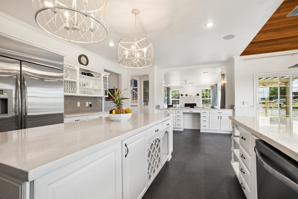 Photo of 450 Hoopalua Dr, Pukalani, HI 96768 (MLS # 406297)