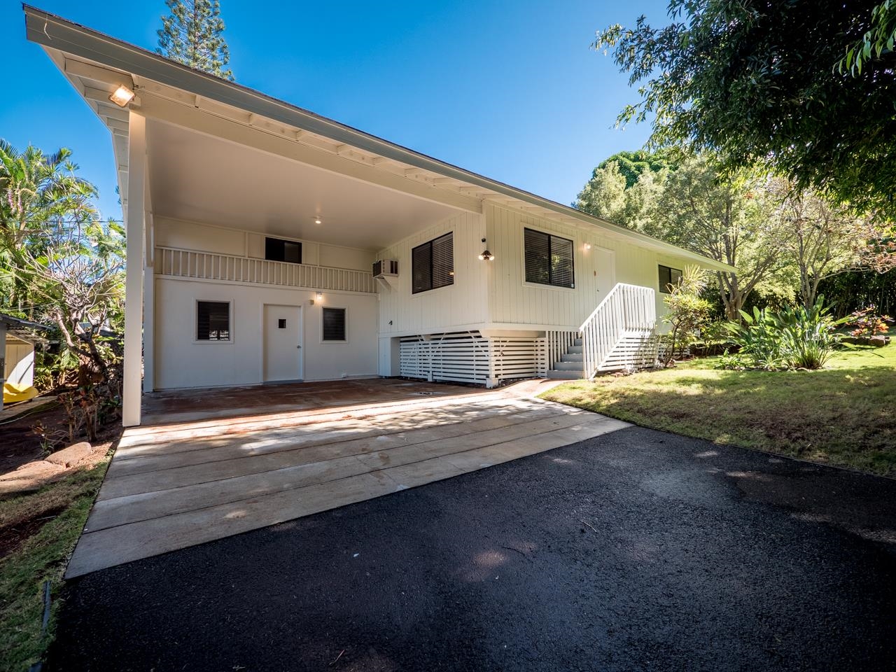 4025 Lower Honoapiilani Rd