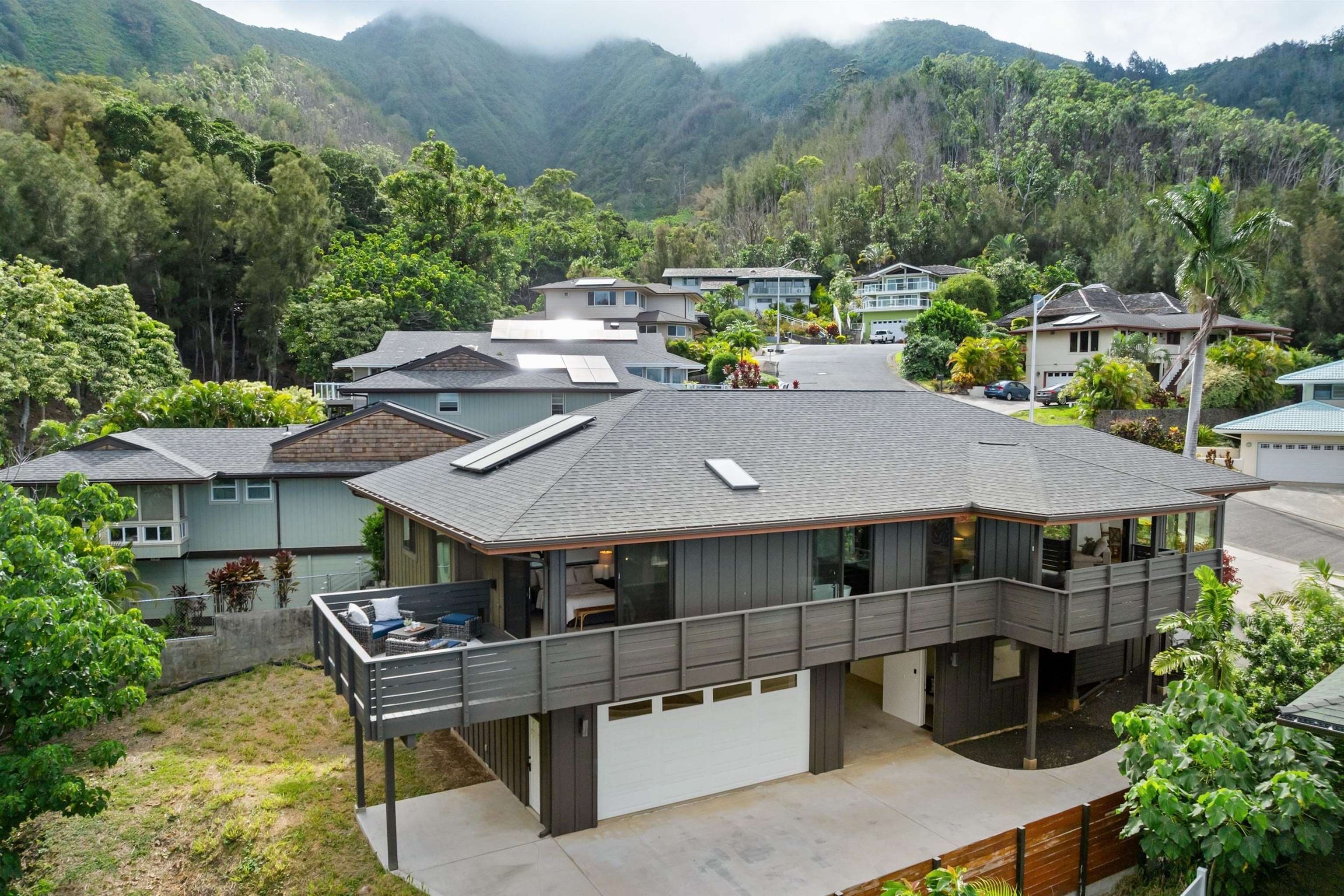 533 Polulani Dr