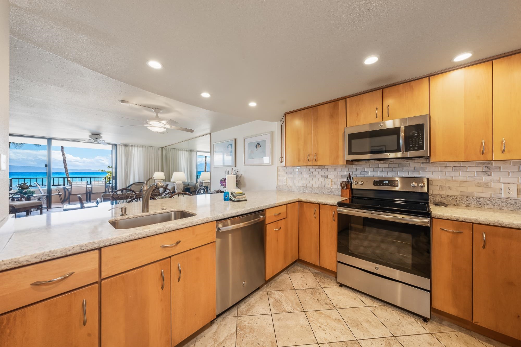 3601 Lower Honoapiilani Rd 122