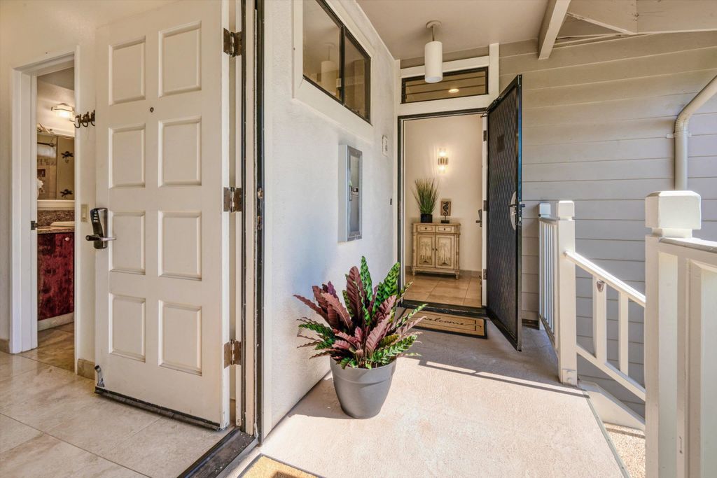 Photo of 155 Wailea Ike Pl #40, Kihei, HI 96753 (MLS # 407291)