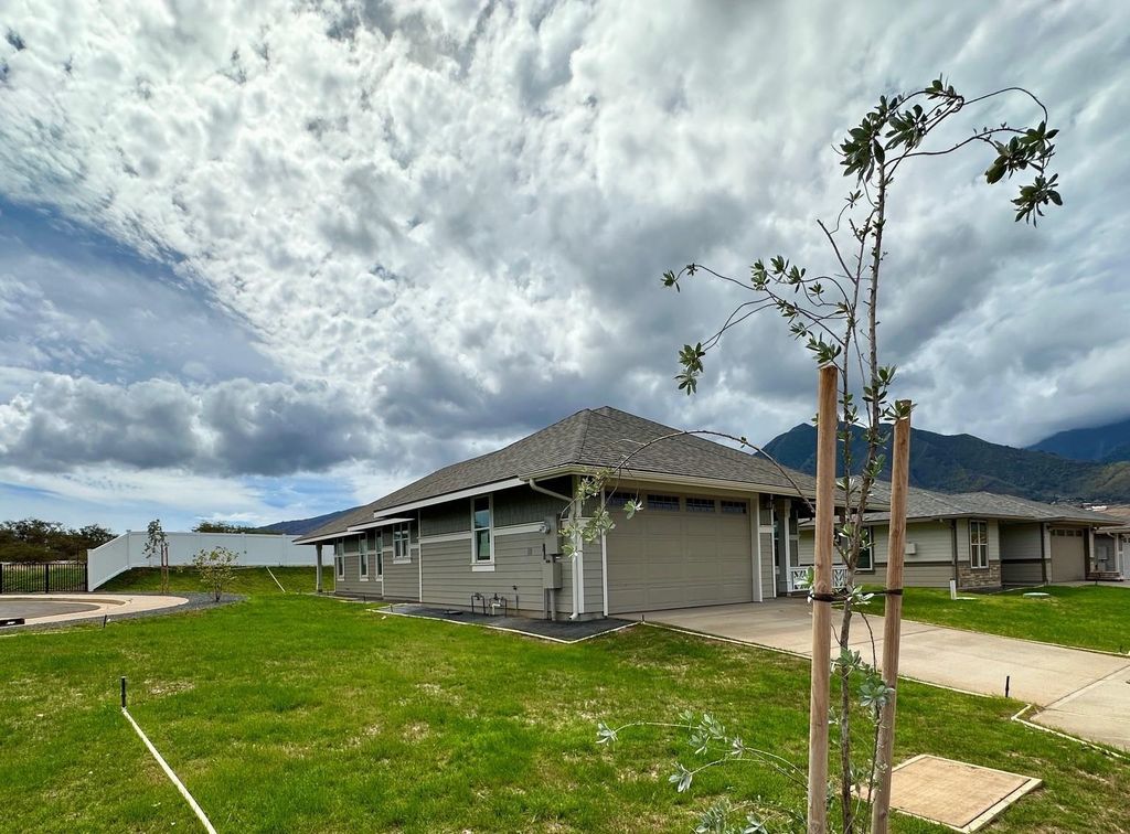 Photo of 93 Unahe Pl #Lot 125-B, Kahului, HI 96732 (MLS # 406016)