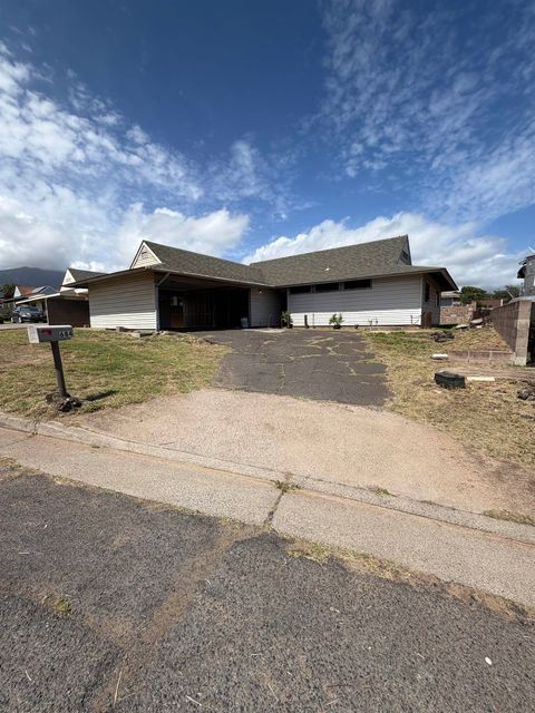 684 Kaulu Pl Kahului HI 96732