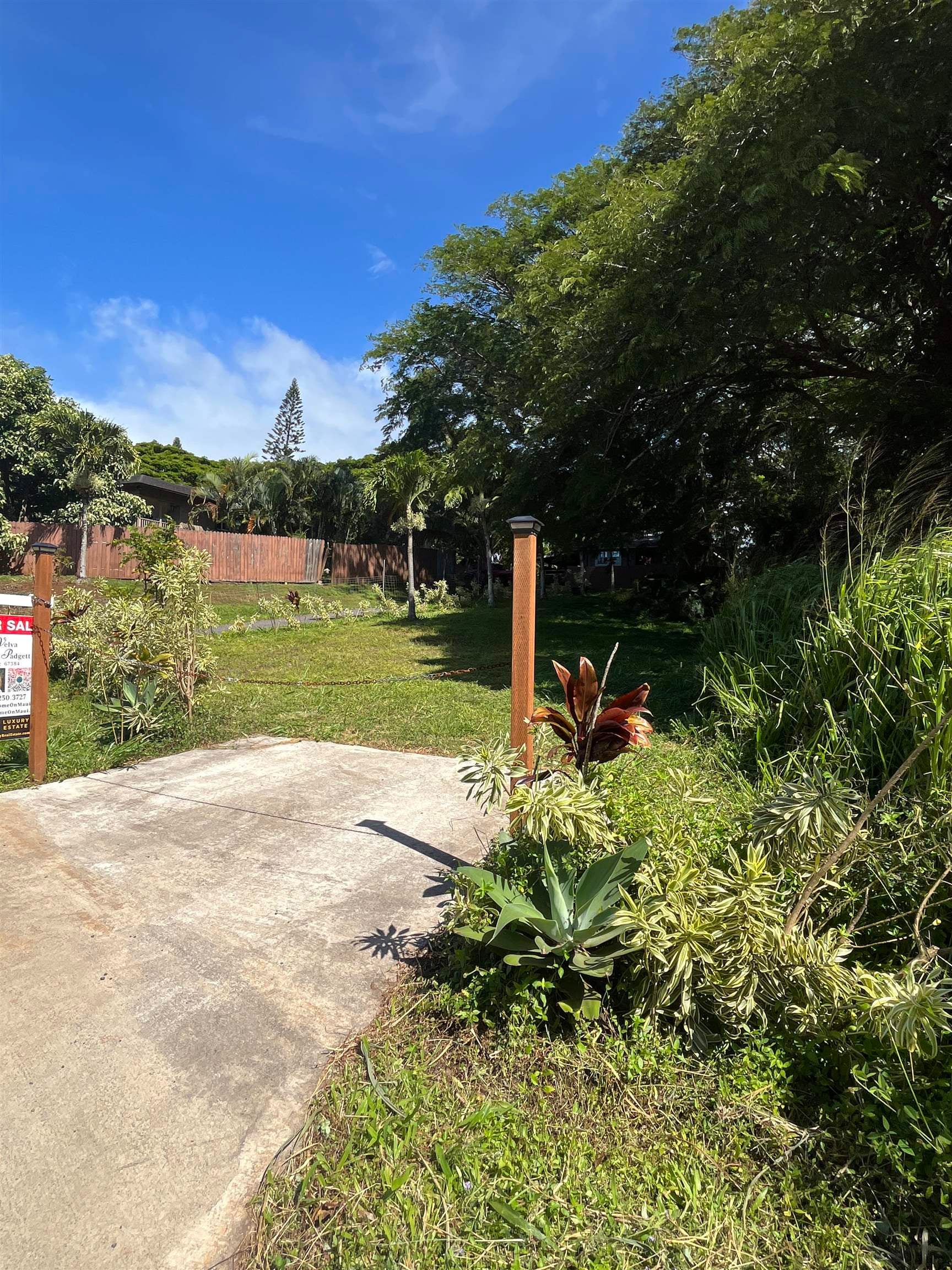 2762 Hana Hwy CPR B