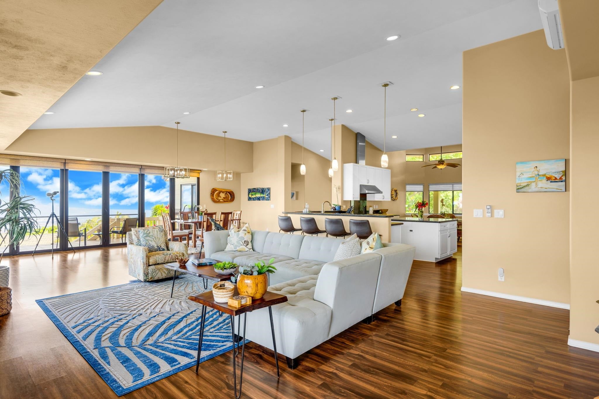 82 Kulamanu Cir
