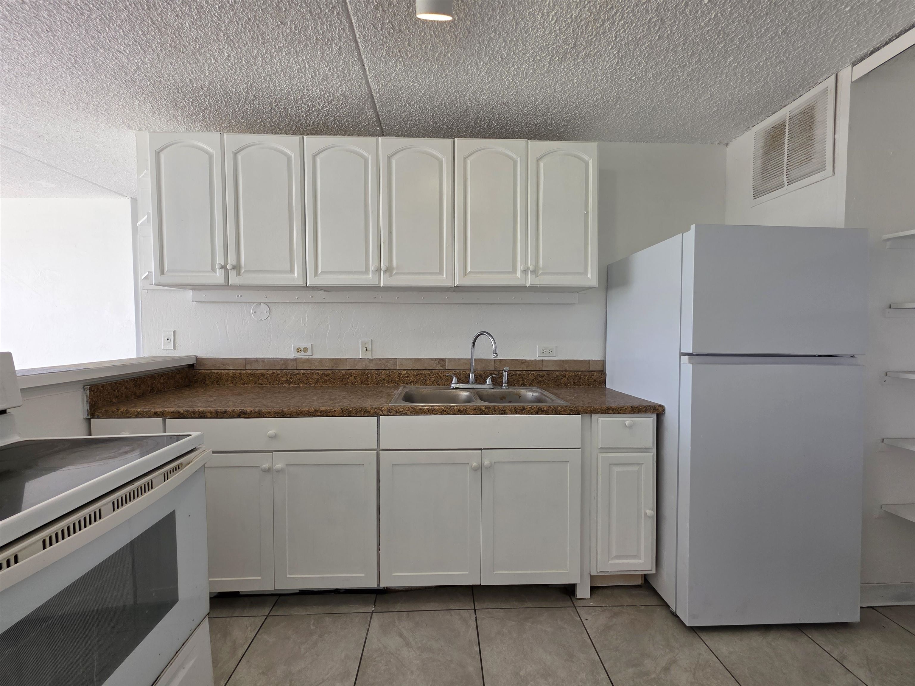 111 Kahului Beach Rd B306