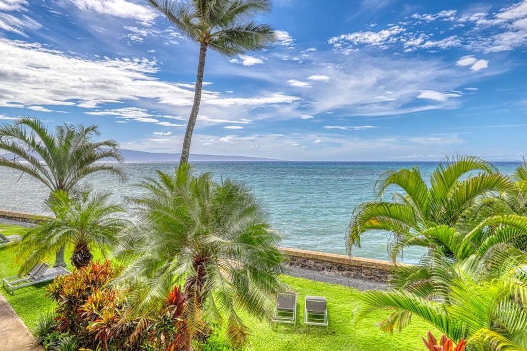 Photo of 4435 Lower Honoapiilani Rd #204, Lahaina, HI 96761 (MLS # 407618)