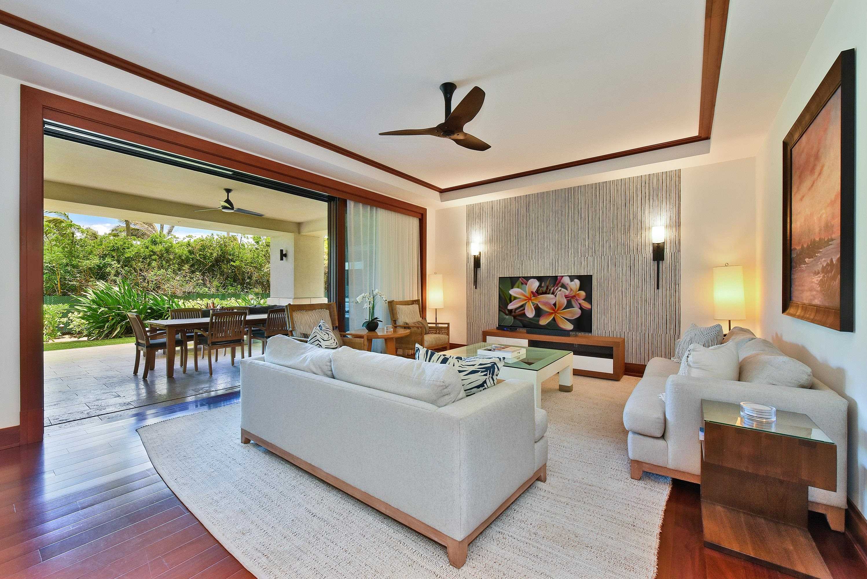 1 Bay Dr 2204