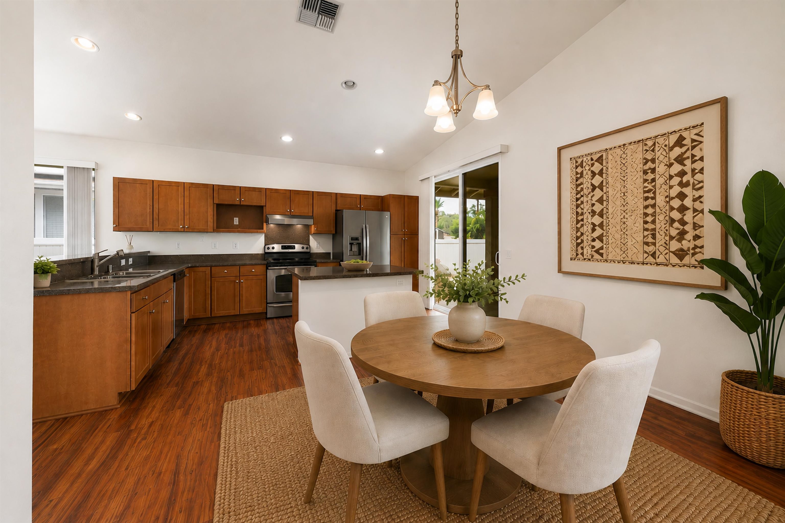 43 Hoku Puhipaka St