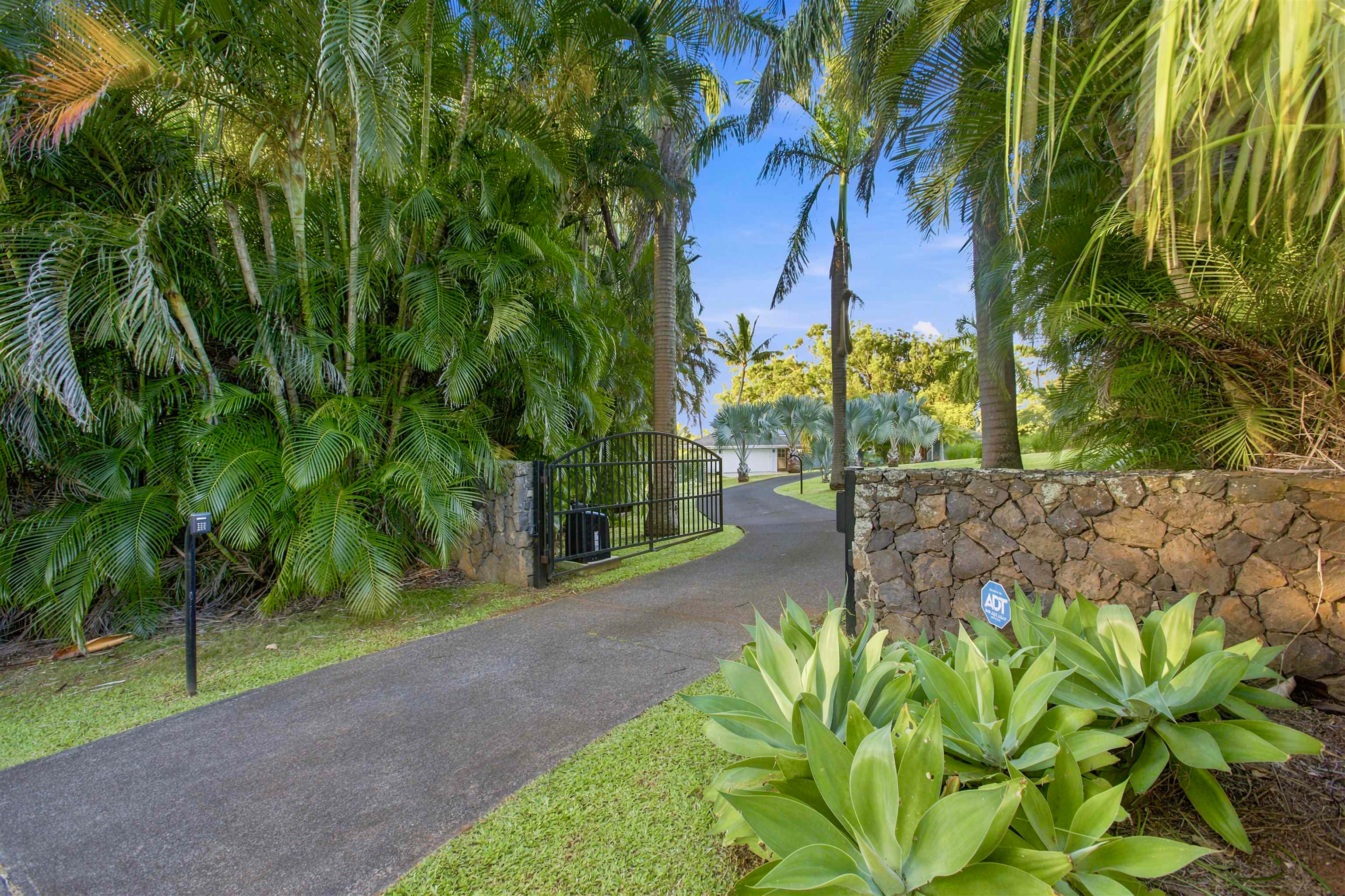 1101 Kauhikoa Rd