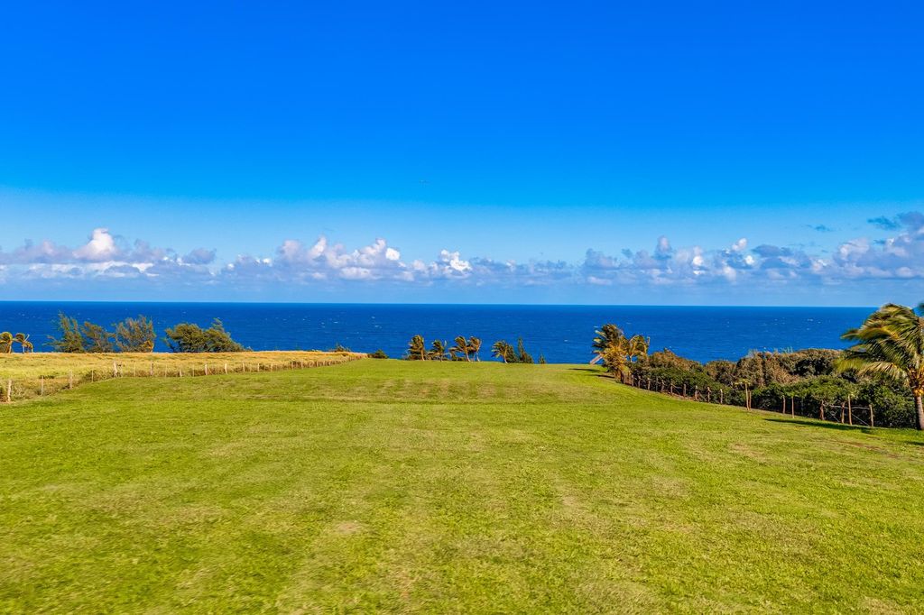 Photo of 0 Kai Poi Pl #Unit A, Haiku, HI 96708 (MLS # 404930)