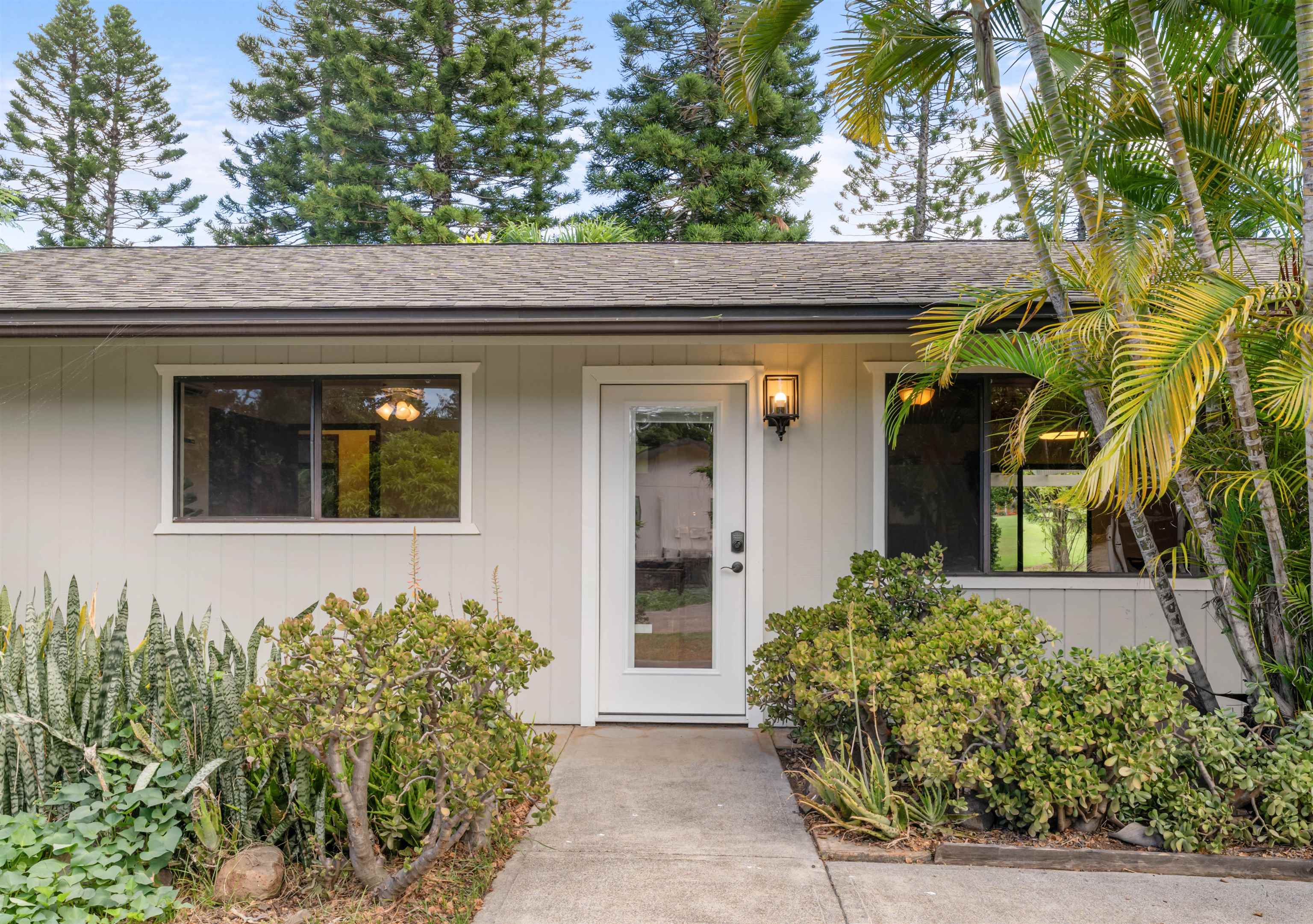 2825 Palalani St