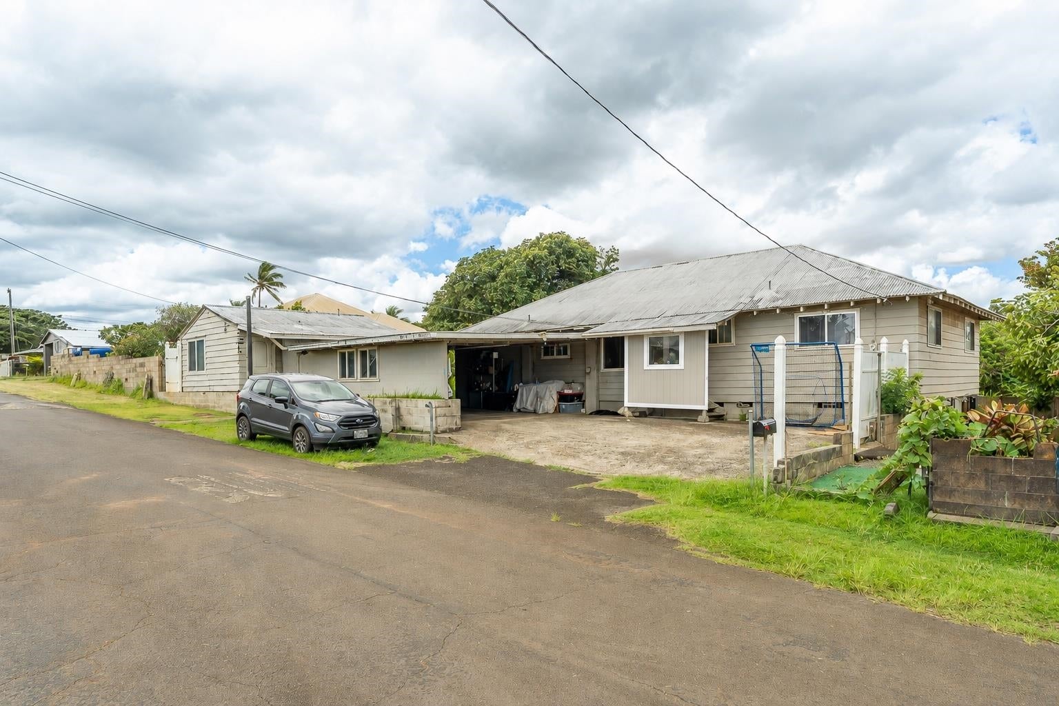 27 Paina St