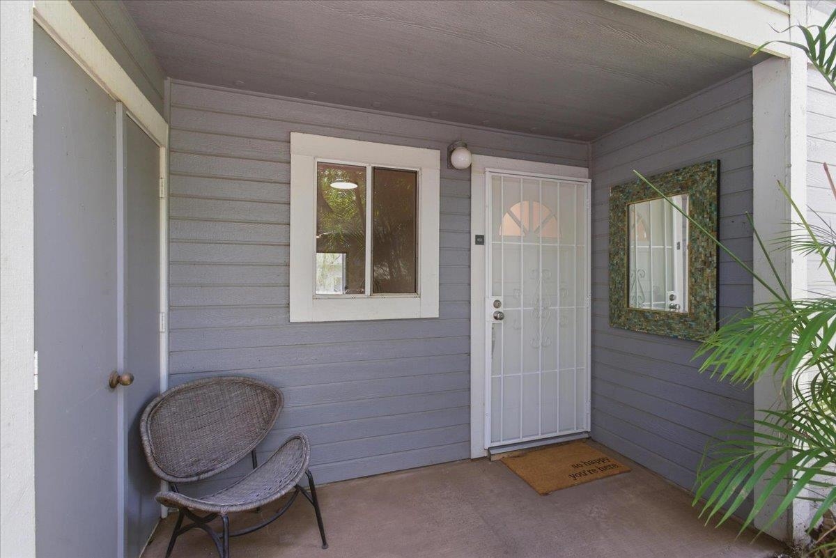 160 Keonekai Rd 27-102
