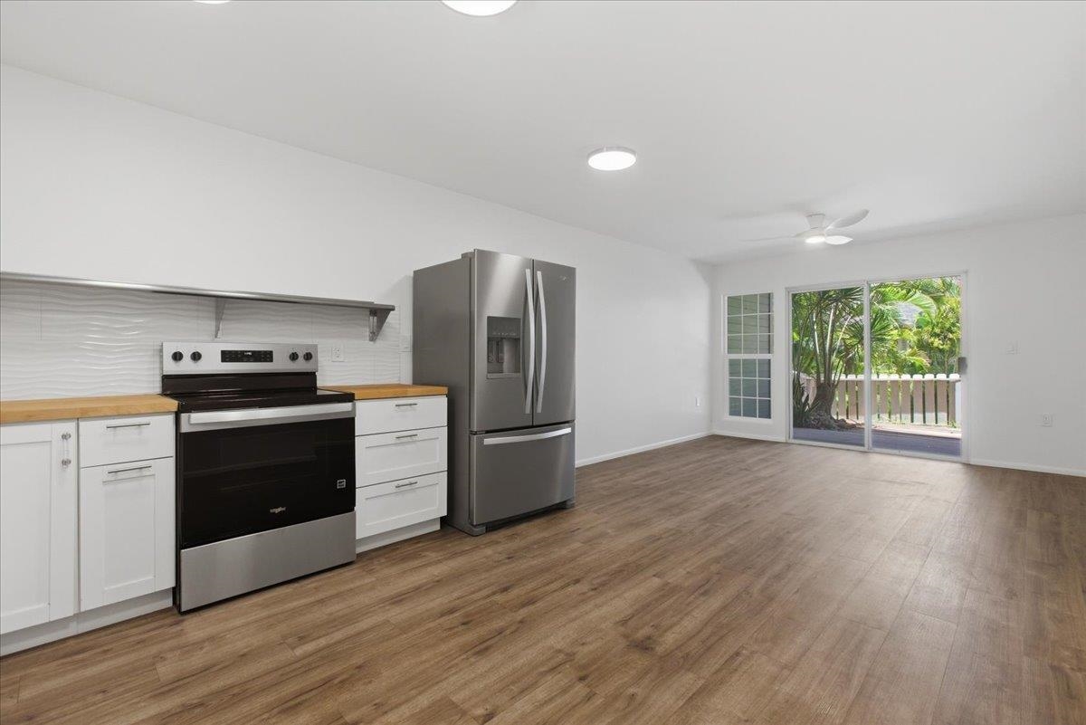 160 Keonekai Rd 27-102