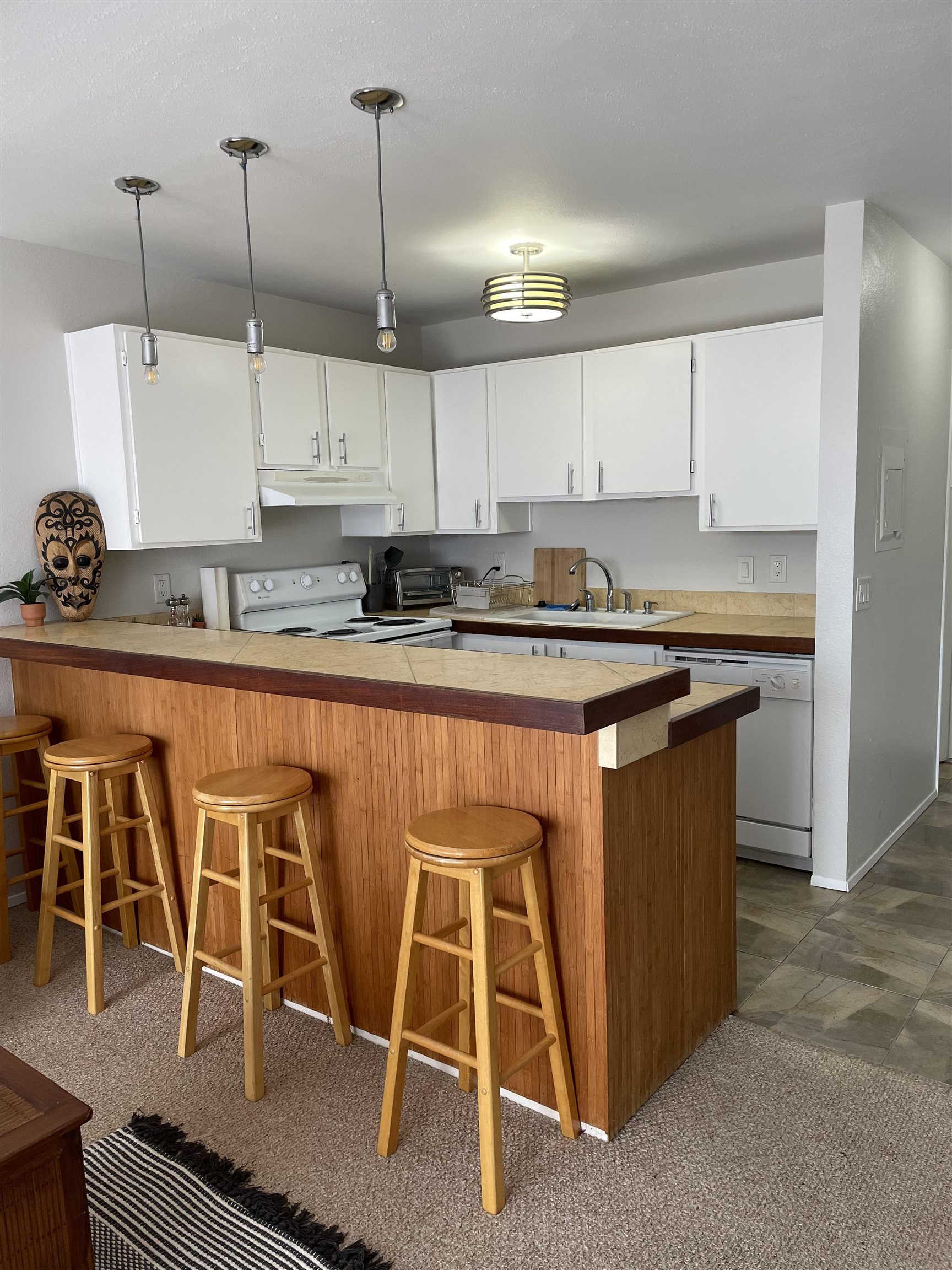 3740 Lower Honoapiilani Rd G205