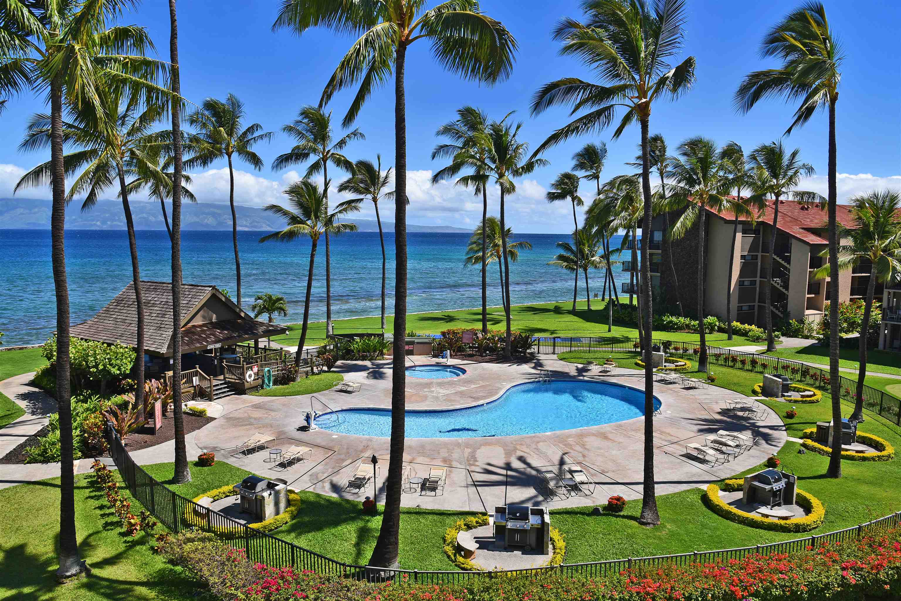 3543 Lower Honoapiilani Rd K405
