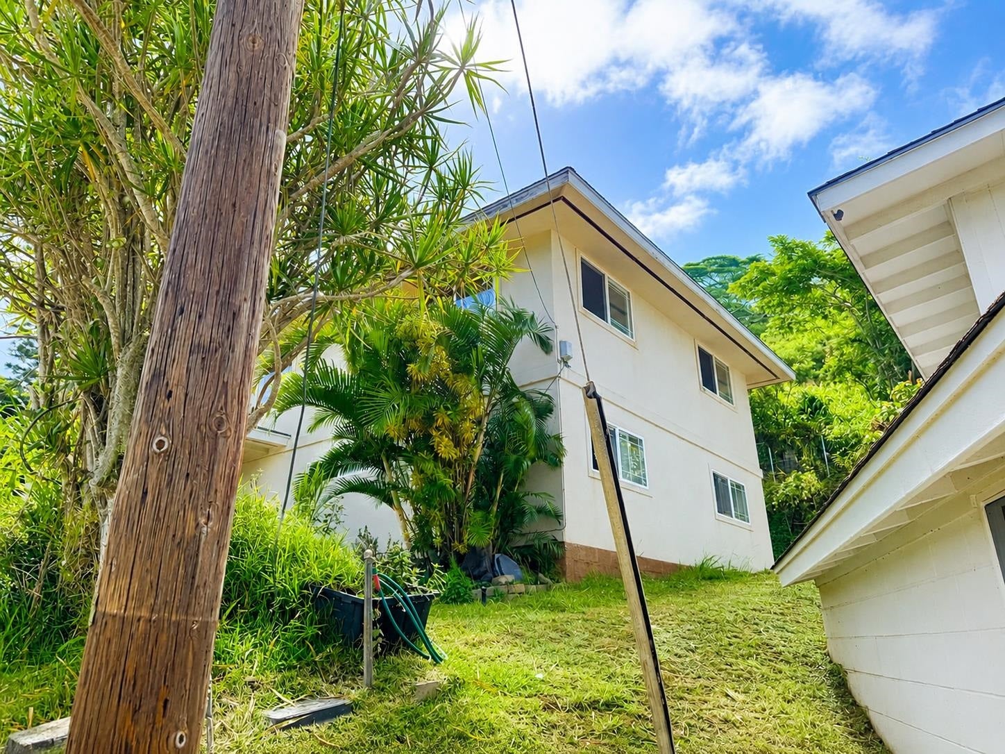 2296 Mokuhau Rd