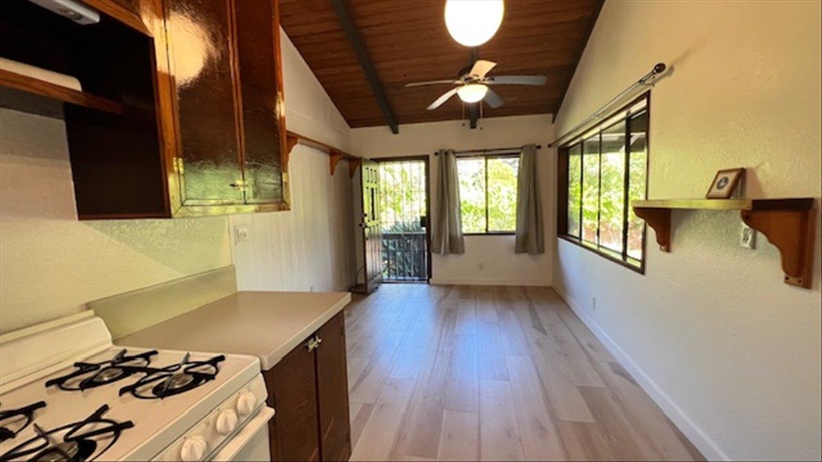 2130 Kauhikoa Rd Unit B