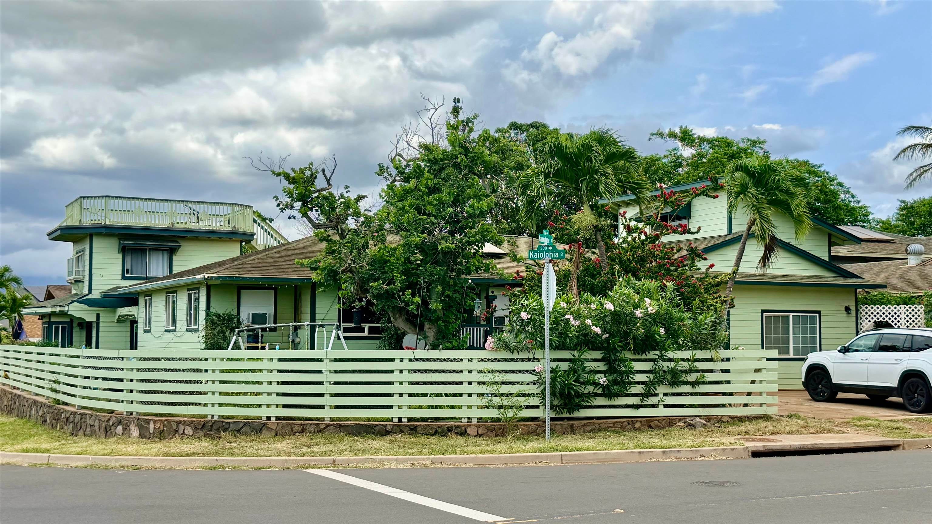255 Kaiolohia St