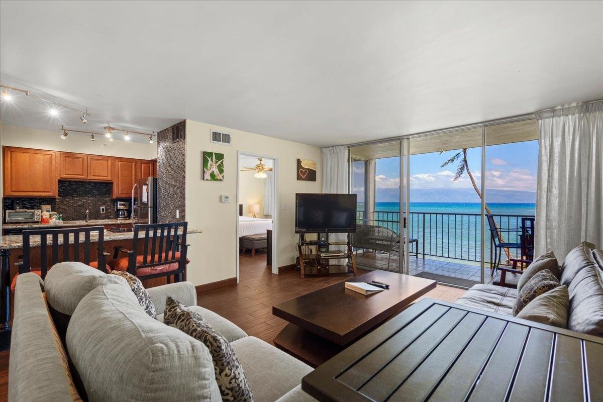 4365 Lower Honoapiilani Rd 209