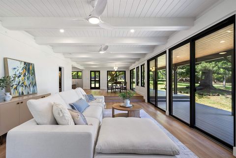 965 Hog Back Rd Haiku HI 96708