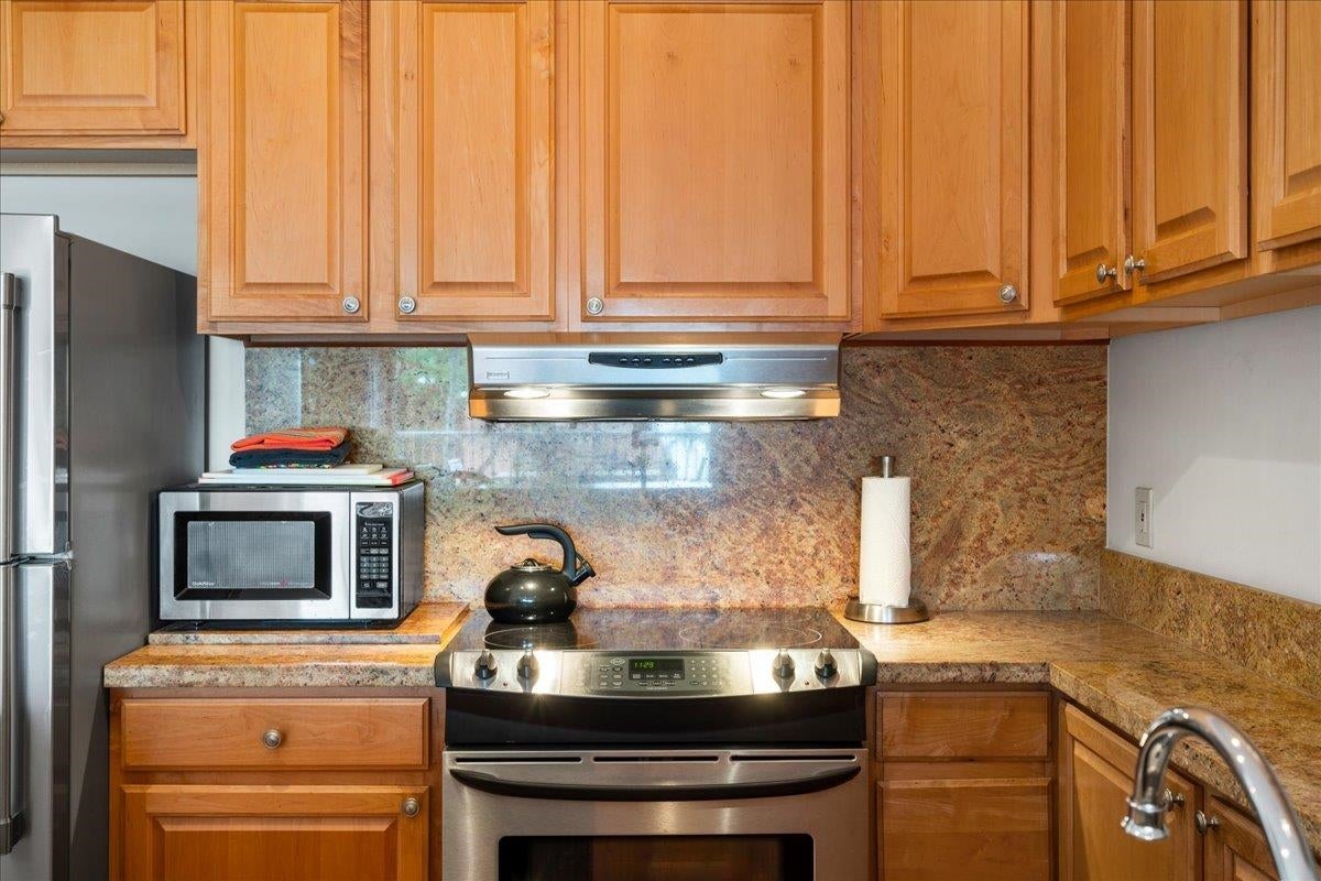 3959 Lower Honoapiilani Rd 207