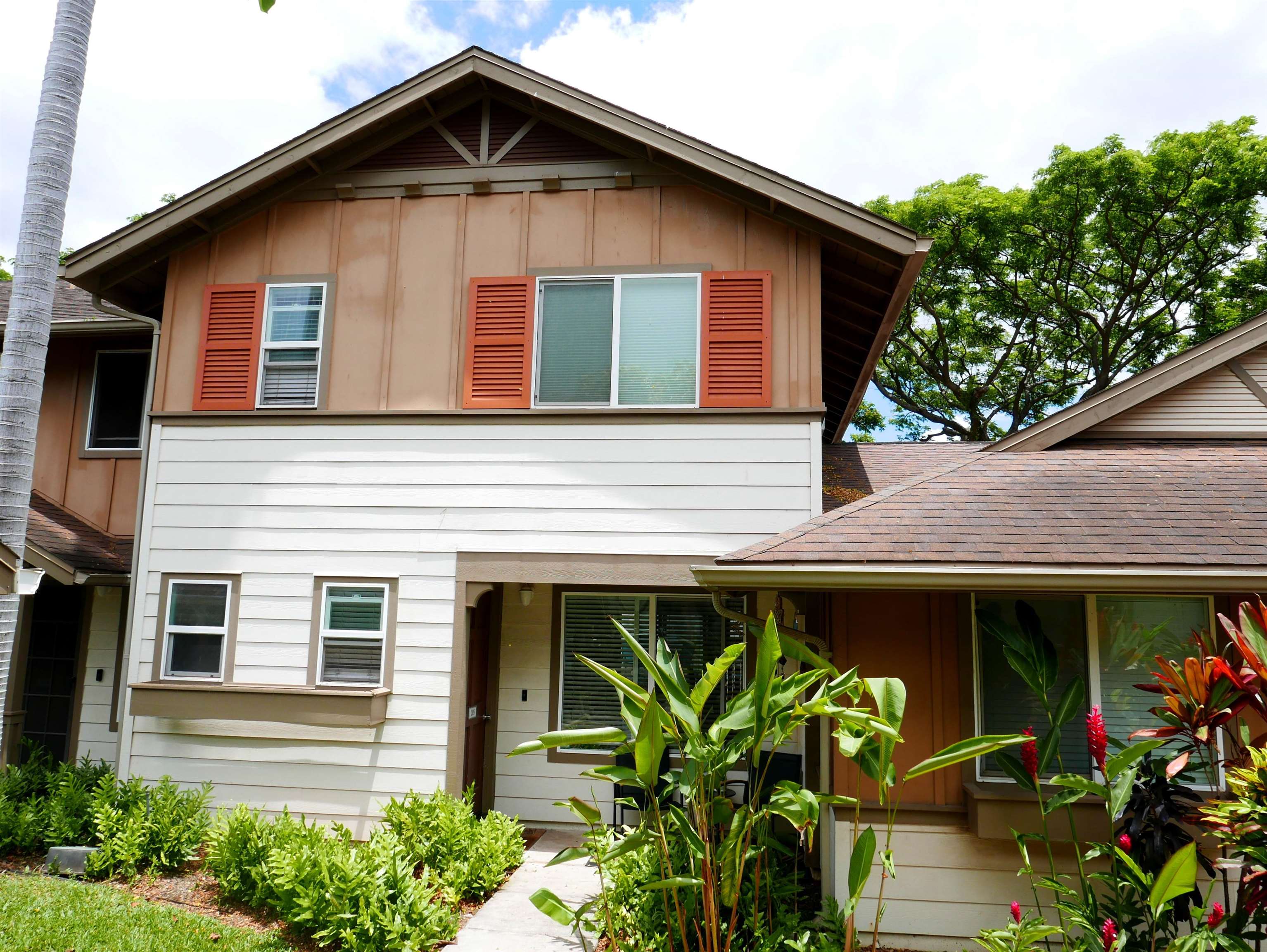 633 Meakanu Ln 205