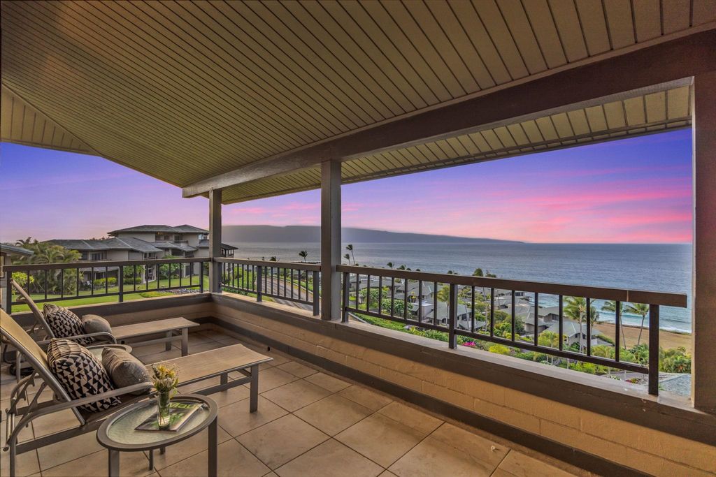 Photo of 100 Ridge Rd #2221-22, Lahaina, HI 96761 (MLS # 405799)