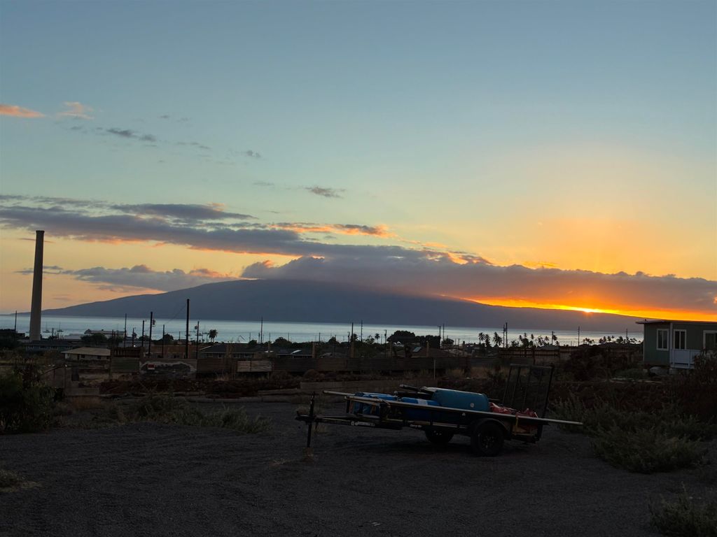 Photo of 827 Kelawea St, Lahaina, HI 96761 (MLS # 407485)