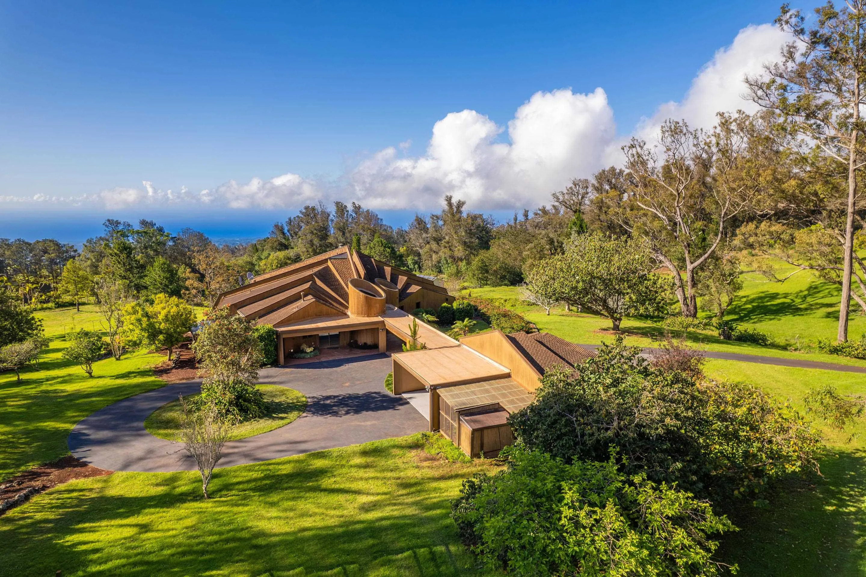Makawao, Hawaii 96768, United States, 9 Bedrooms Bedrooms, ,9 BathroomsBathrooms,Residential,Active,137786
