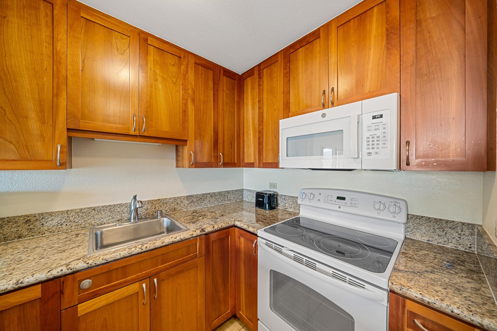3445 Lower Honoapiilani Rd 551