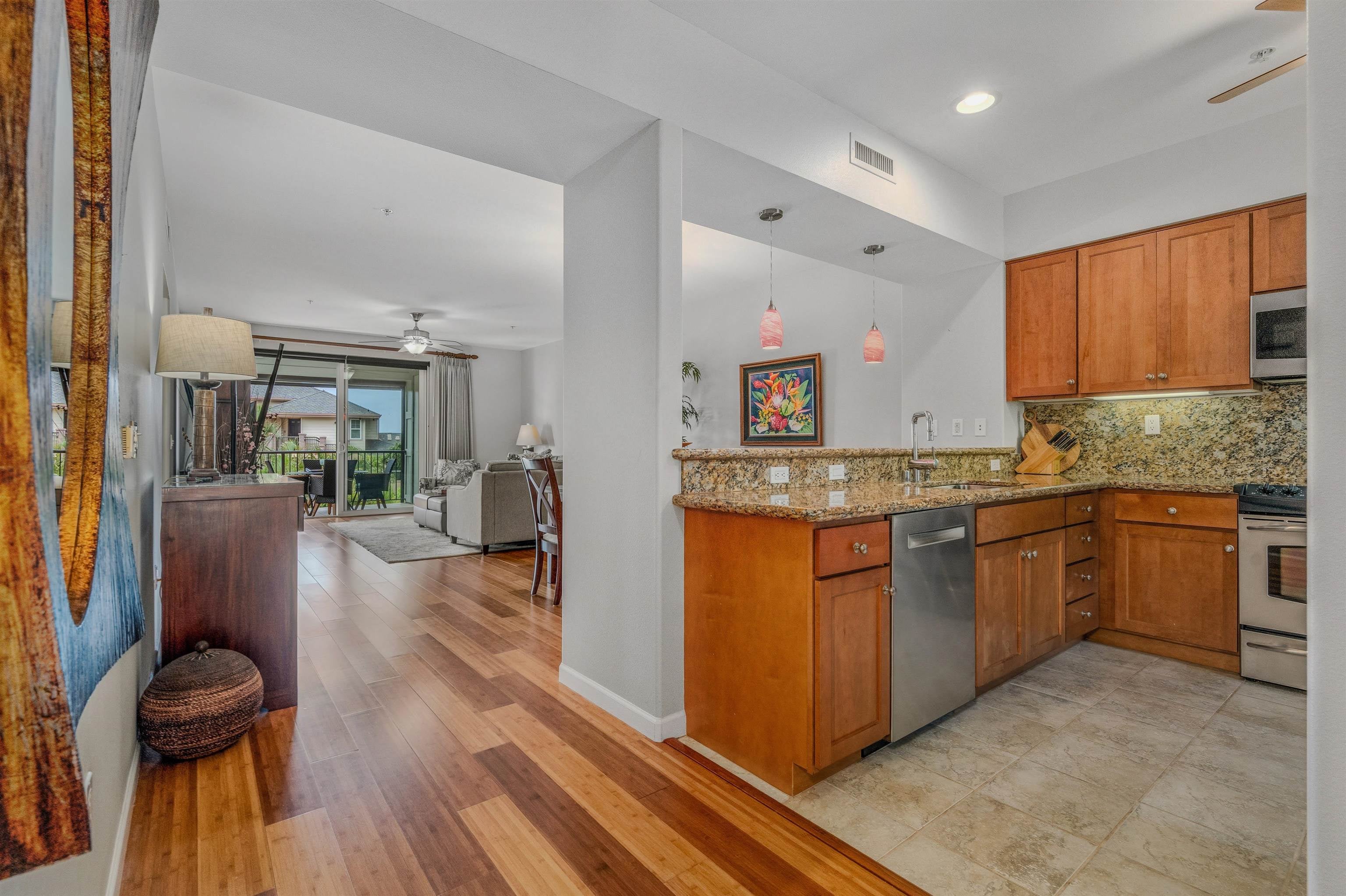24 Kilolani Ln K202