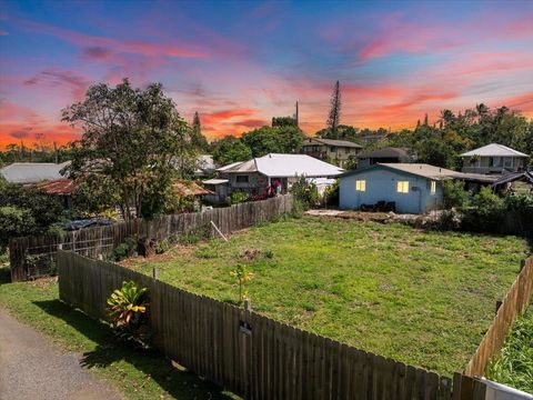 956 Kahealani St Haiku HI 96708