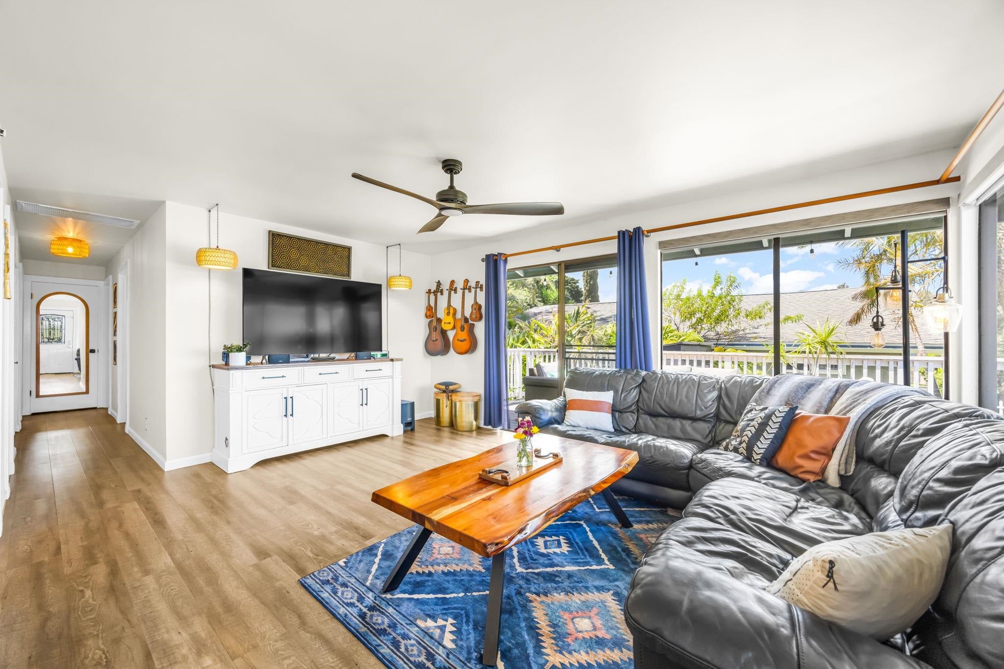 742 Kekona Pl