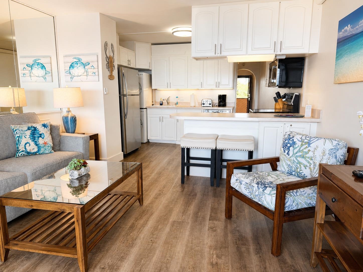 150 Hauoli St 303